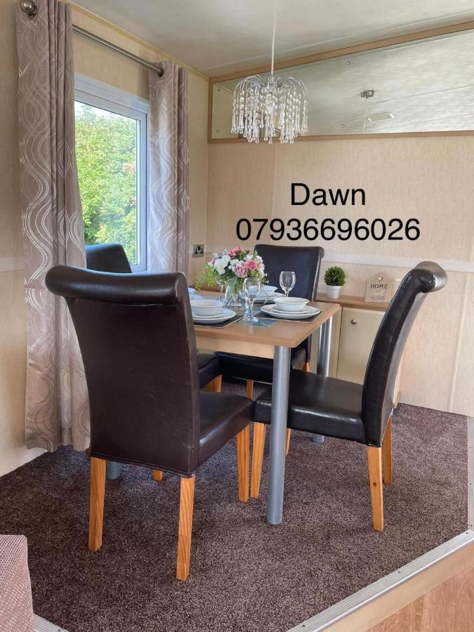 Remarkable 2-Bed Villa Caravan In Driffield Skipsea Exterior foto